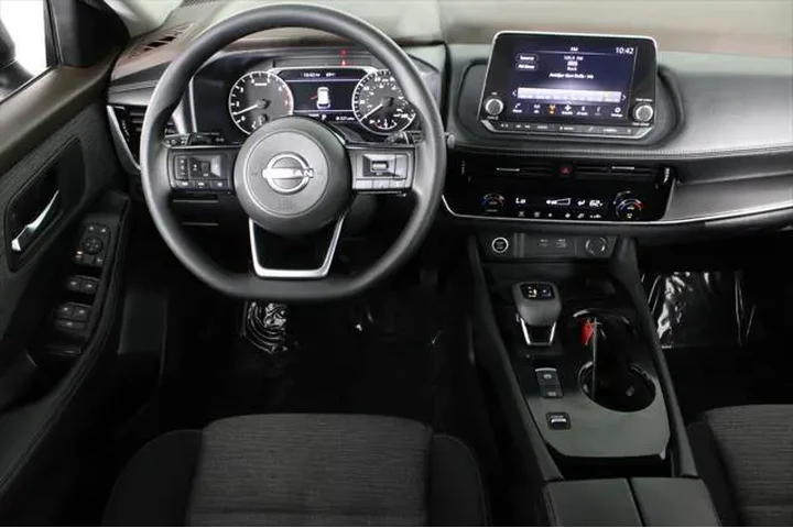 $19680 : Nissan Rogue 2022 SV 4dr Cro image 7