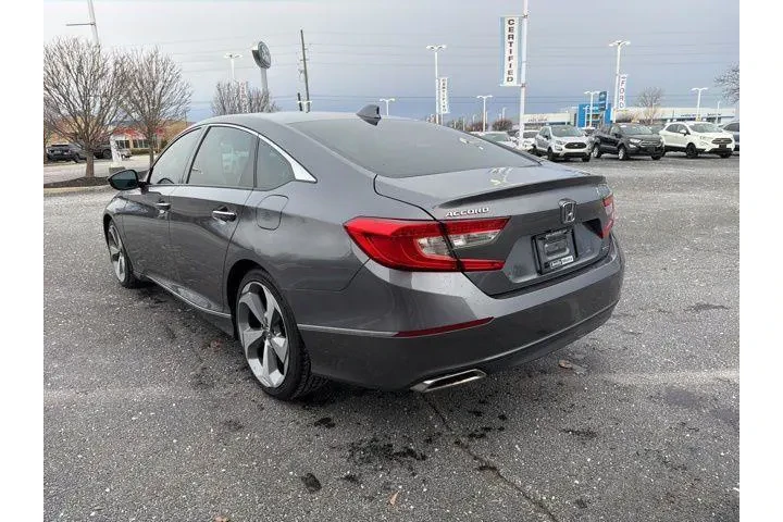 $22995 : Honda Accord 2018 Touring 4d image 3