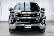 $29490 : GMC Sierra 1500 2019 4x4 SLT thumbnail