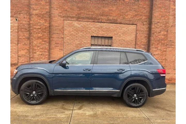 $13500 : 2018 Atlas V6 SEL 4Motion image 3