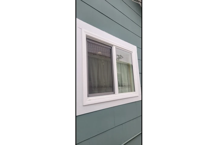 Glass windows & doors screens image 7