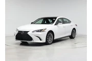 $39998 : Lexus ES 350 2024 Luxury 4dr thumbnail