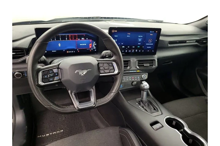 $28998 : Ford Mustang 2024 EcoBoost 2 image 9