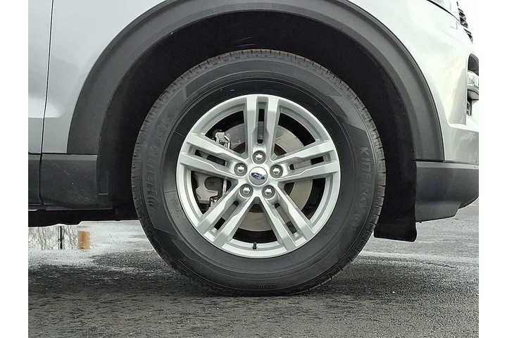 $35000 : Ford Explorer 2024 AWD XLT 4 image 8