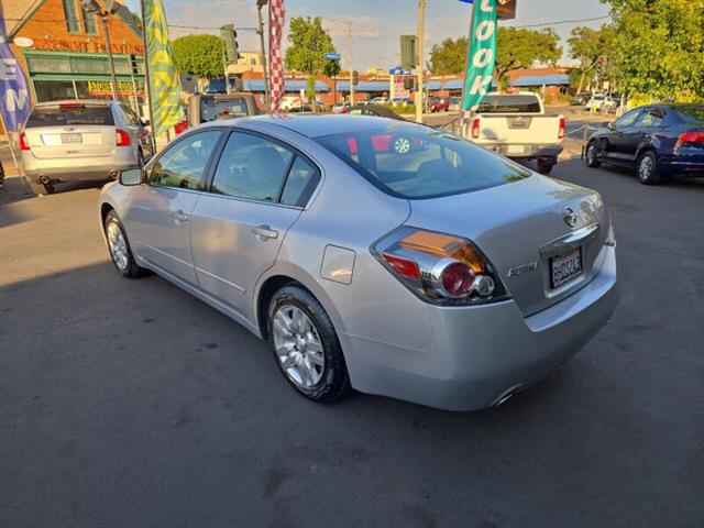 $8995 : 2010 Altima 2.5 image 9