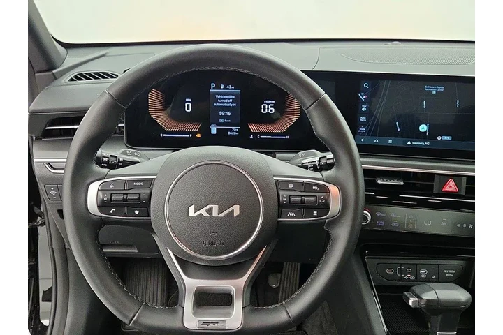$29998 : Kia K5 2025 GT-Line 4dr Seda image 10