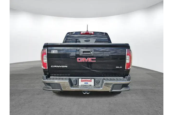 $14000 : GMC Canyon 2017 4x2 SLE 4dr image 4