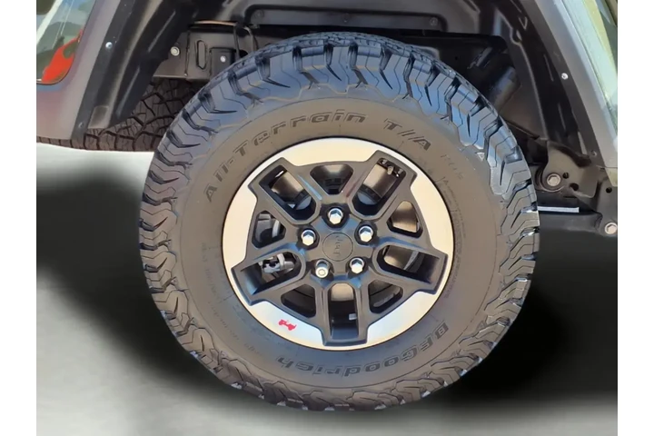 $24795 : Jeep Gladiator 2022 4x4 Spor image 9