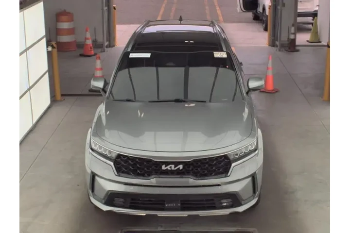 $27199 : Kia Sorento Hybrid 2023 EX 4 image 2