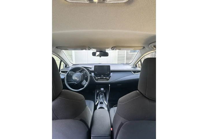 $11000 : 2022 Corolla LE image 6