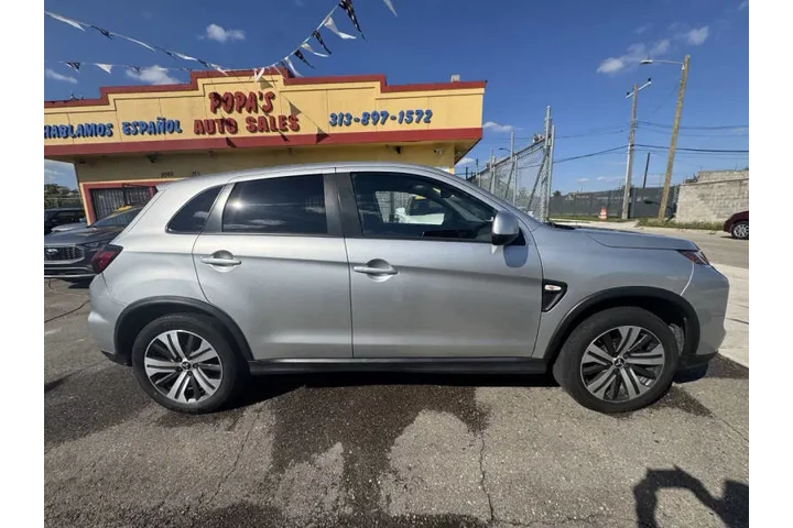 $16995 : 2022 Outlander Sport S image 9