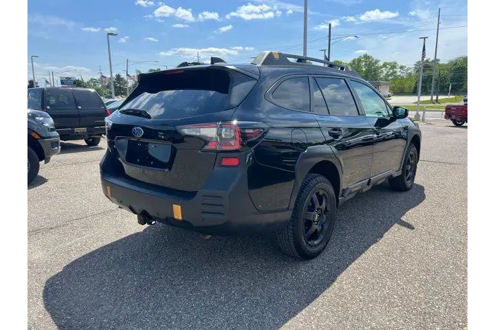 $30815 : Subaru Outback 2023 AWD Wild image 4