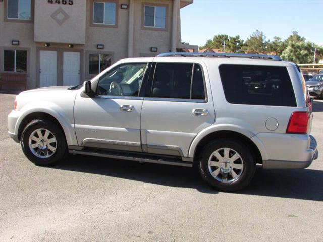 $8995 : 2003 Navigator Luxury image 10