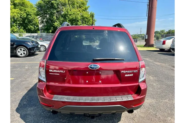 $10300 : 2012 Forester 2.5X Limited image 7