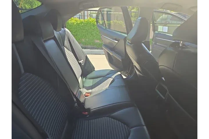 $25995 : Toyota Camry 2022 AWD SE 4dr image 10