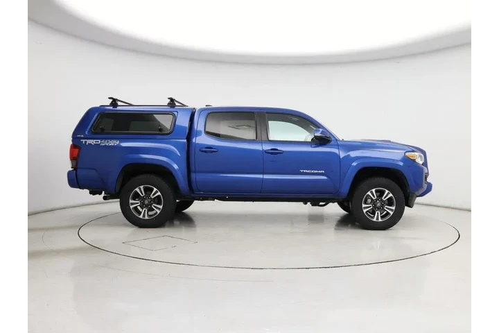 $33998 : Toyota Tacoma 2018 4x4 TRD S image 7