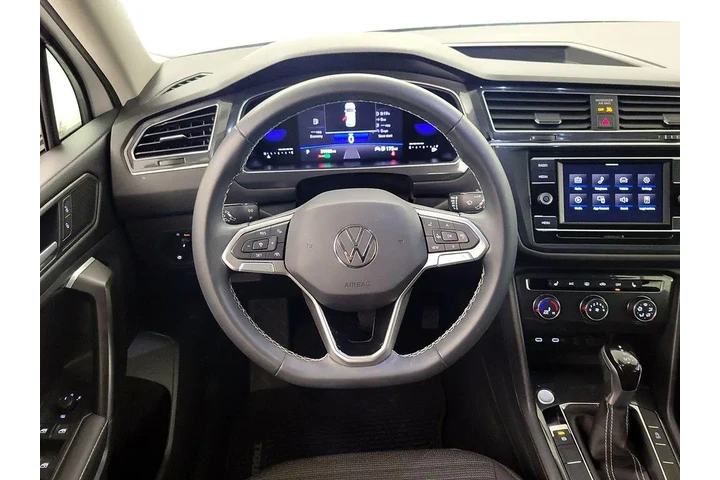 $20998 : Volkswagen Tiguan 2022 S 4dr image 10