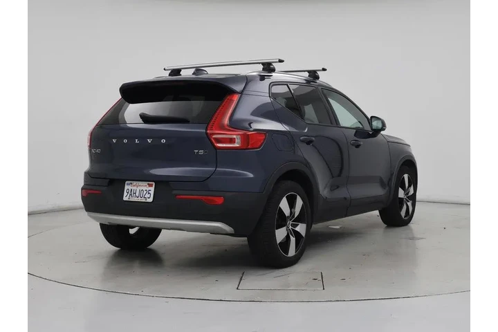 $21998 : Volvo XC40 2022 AWD T5 Momen image 8