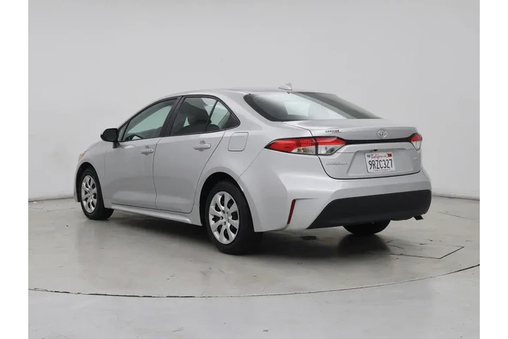 $20998 : Toyota Corolla 2024 LE 4dr S image 2