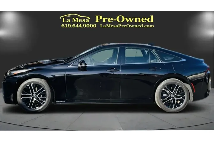 $11990 : 2021 Mirai Limited image 2