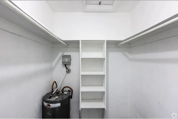 $1700 : Casa de 2 baños ubicada en image 4