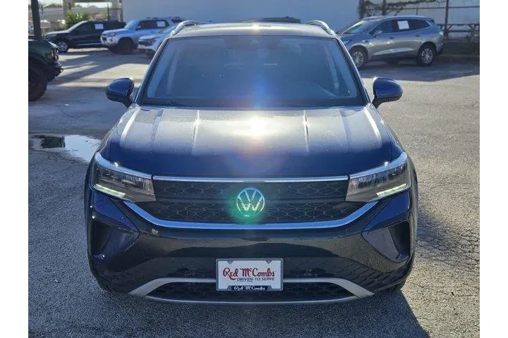 $20500 : Volkswagen Taos 2024 SE 4dr image 8