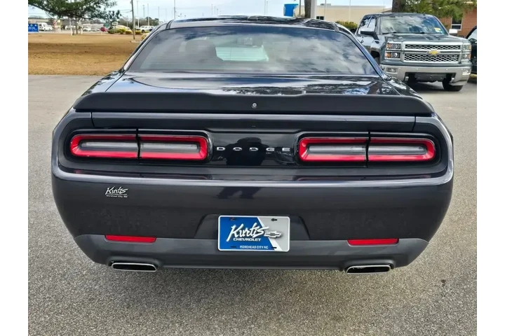 $19991 : Dodge Challenger 2019 SXT 2d image 4