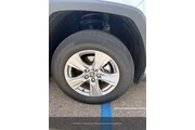 $32995 : Toyota RAV4 2025 XLE 4dr SUV thumbnail