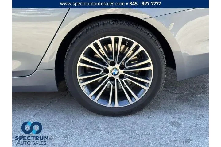 $19990 : BMW 5 Series 2019 AWD 530e x image 9