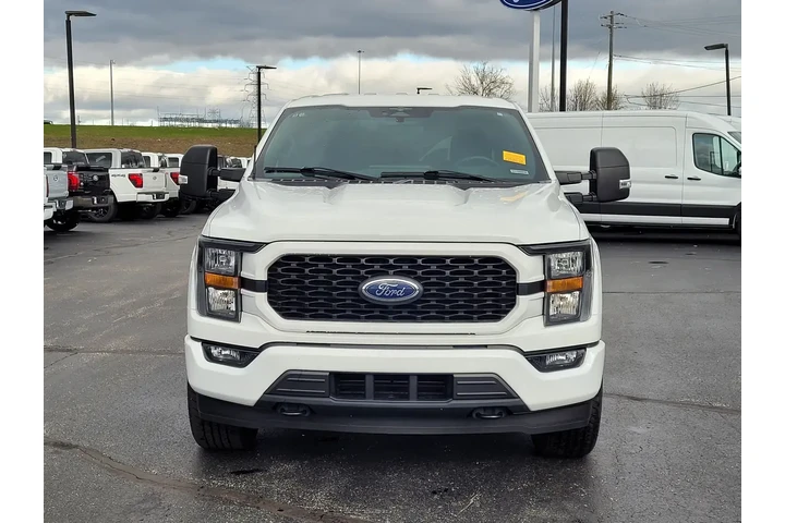 $38095 : Ford F-150 2023 4x4 XL 4dr S image 9