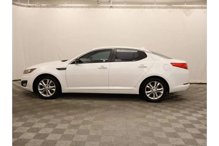 $6599 : Kia Optima 2013 LX 4dr Sedan image 2