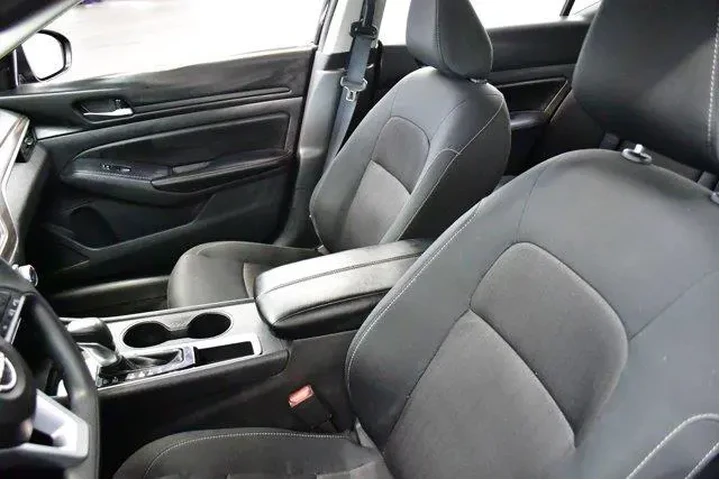 $20994 : Nissan Altima 2025 2.5 SV 4d image 9