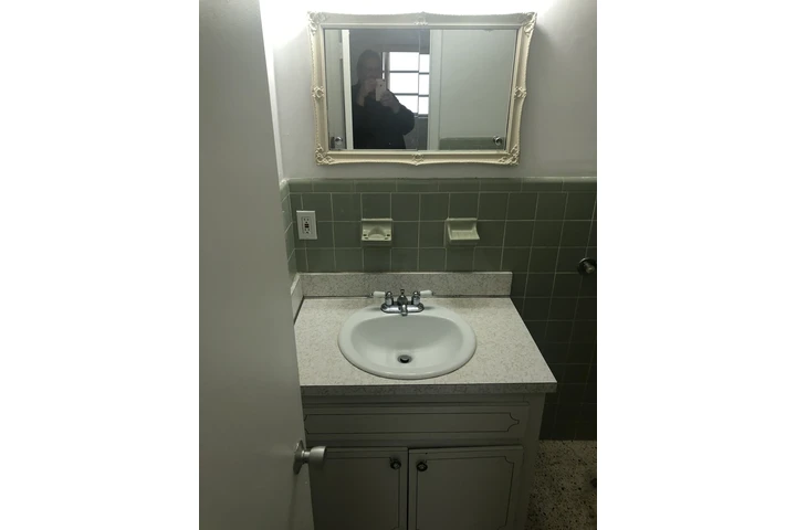 $1300 : Apartamento para rentar image 1