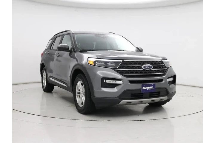 $25998 : Ford Explorer 2023 AWD XLT 4 image 1