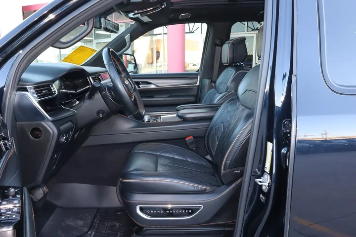 $64988 : 2024 Grand Wagoneer L Series image 7