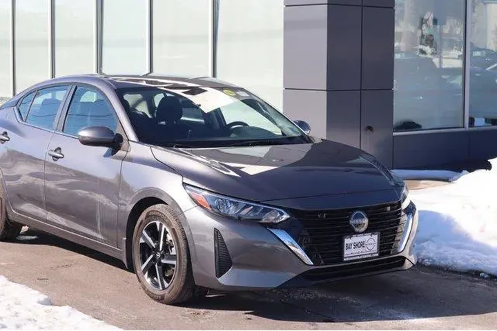 $17124 : Nissan Sentra 2025 SV 4dr Se image 3