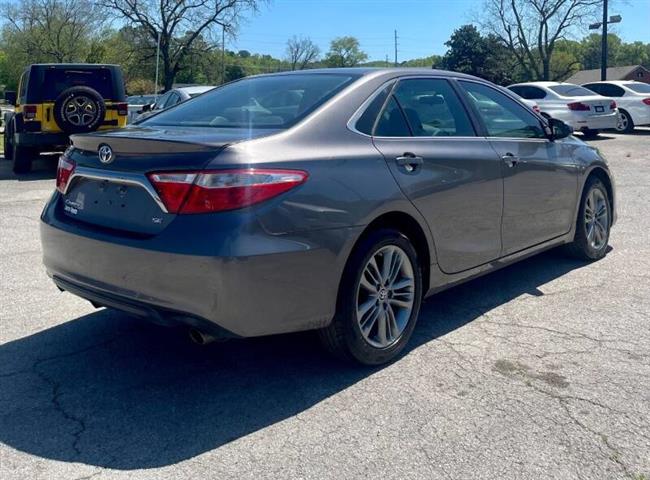 $10900 : 2017 Camry LE image 5