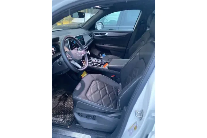 $29634 : Volkswagen Atlas Cross Sport image 7