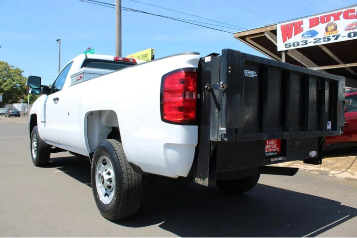 $14995 : 2015 2500 Pickups image 4