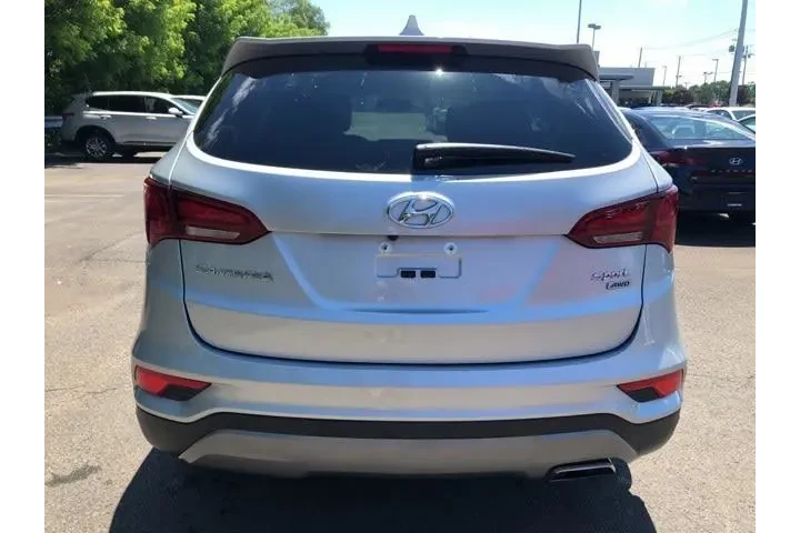 $12900 : Hyundai SANTA FE Sport 2017 image 6