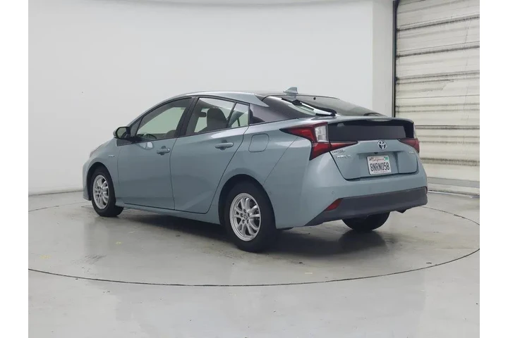 $21998 : Toyota Prius 2020 LE 4dr Hat image 2