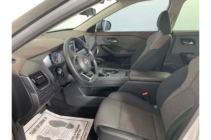 $17760 : Nissan Rogue 2022 SV 4dr Cro image 7