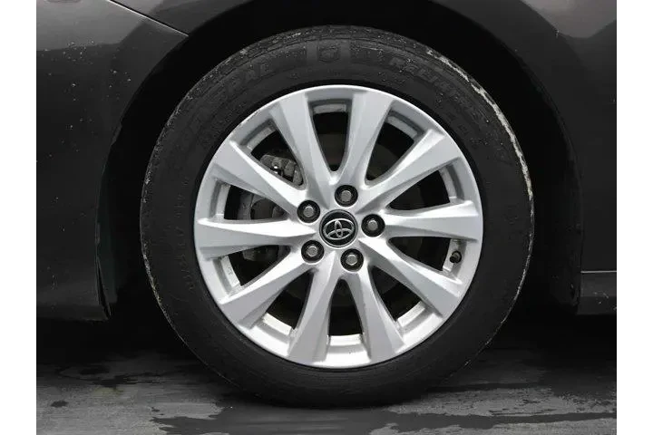 $17886 : Toyota Camry 2019 LE 4dr Sed image 10