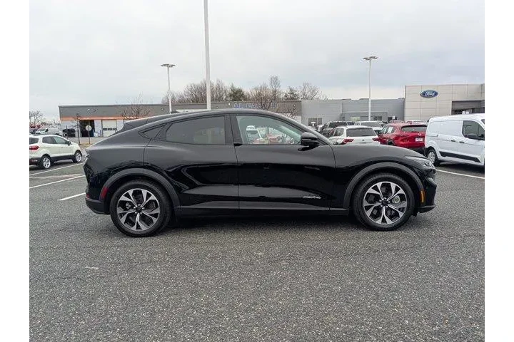 $28110 : Ford Mustang Mach-E 2024 AWD image 2