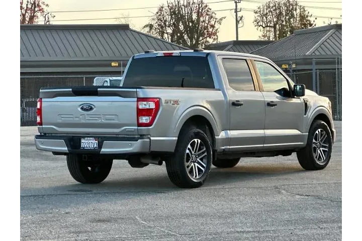 $37945 : Ford F-150 2023 4x2 XL 4dr S image 3