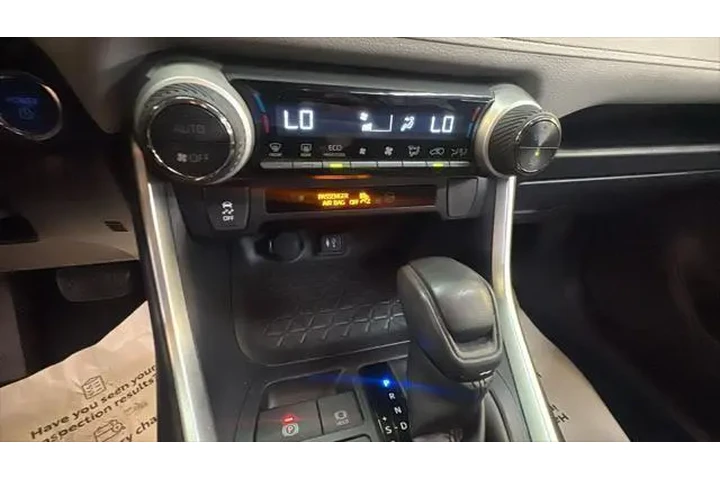$21944 : Toyota RAV4 Hybrid 2019 AWD image 8