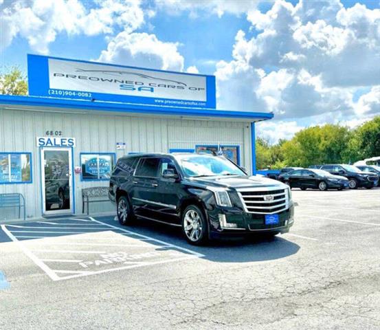 $29990 : 2017 Escalade ESV Luxury image 3