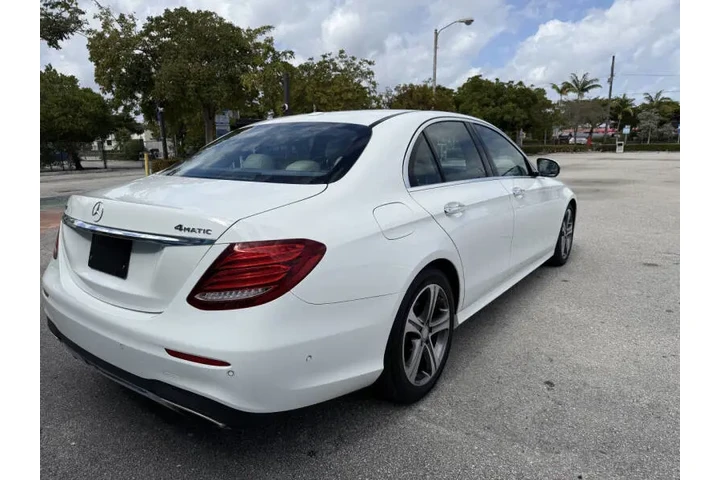$14989 : 2017 Mercedes-Benz E-Class E image 7