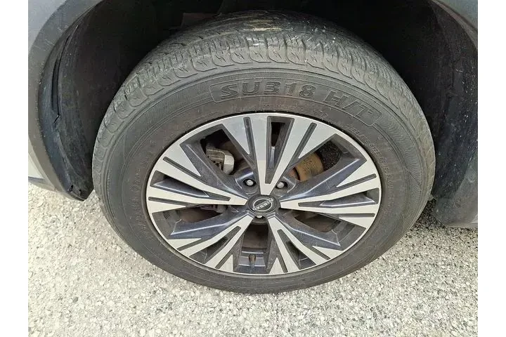 $20499 : Nissan Rogue 2022 SV 4dr Cro image 4