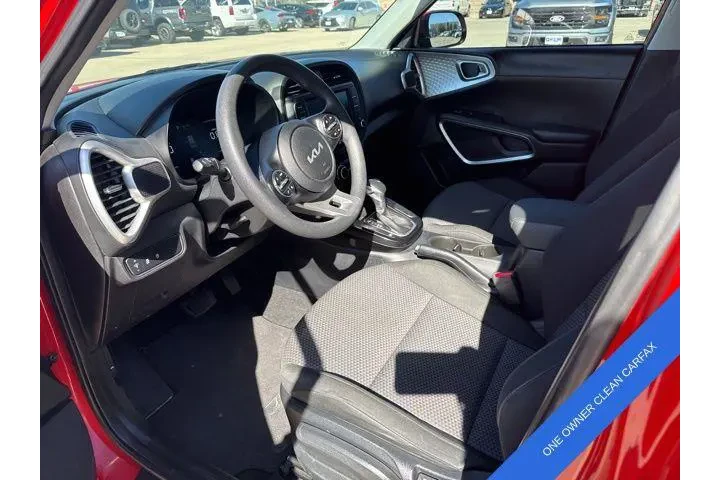 $15897 : Kia Soul 2024 S 4dr Crossove image 9